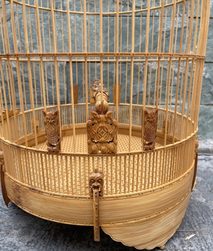 Mi, Khướu dơi chạm